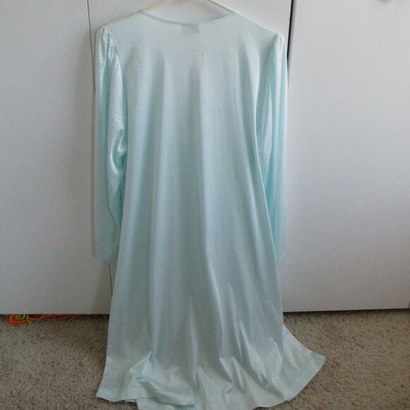Vtg Vanity Fair LS Button Down Nightgown Sz L Mint Green Nylon Lace - Picture 5 of 6